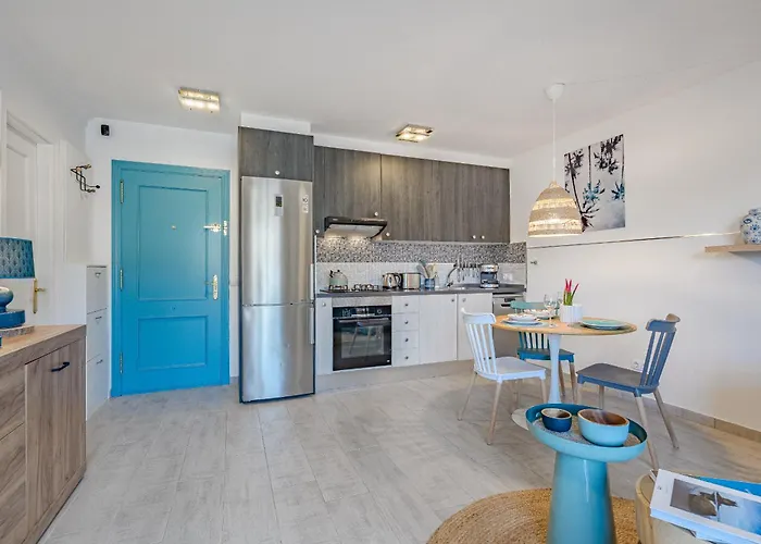 Casa Azul-modern - Boutique-style - Adeje - By Feel Your Holidays شقة